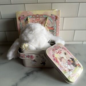 [BunnyLulu]Handmade Soft Bunny PomPom Keychain Collectable Tin and Giftbag